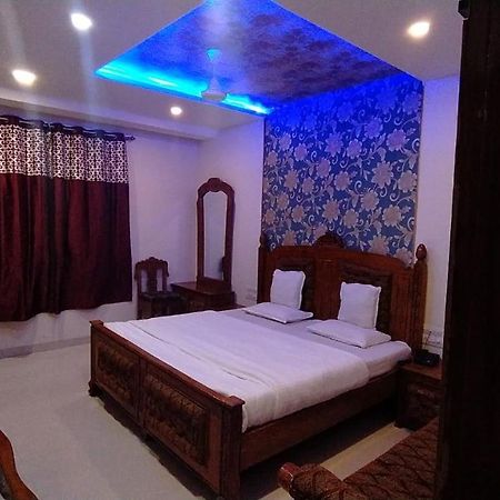 Hotel Shalimar Executive, Uran Islampur Peth  Dış mekan fotoğraf