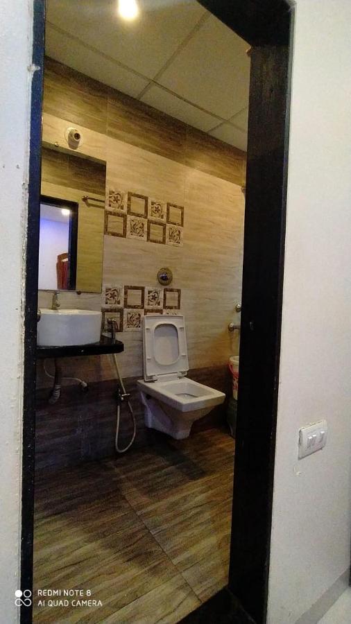 Hotel Shalimar Executive, Uran Islampur Peth  Dış mekan fotoğraf