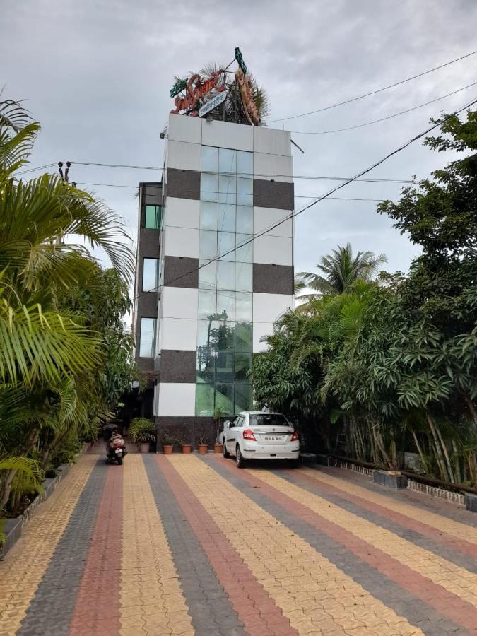 Hotel Shalimar Executive, Uran Islampur Peth  Dış mekan fotoğraf
